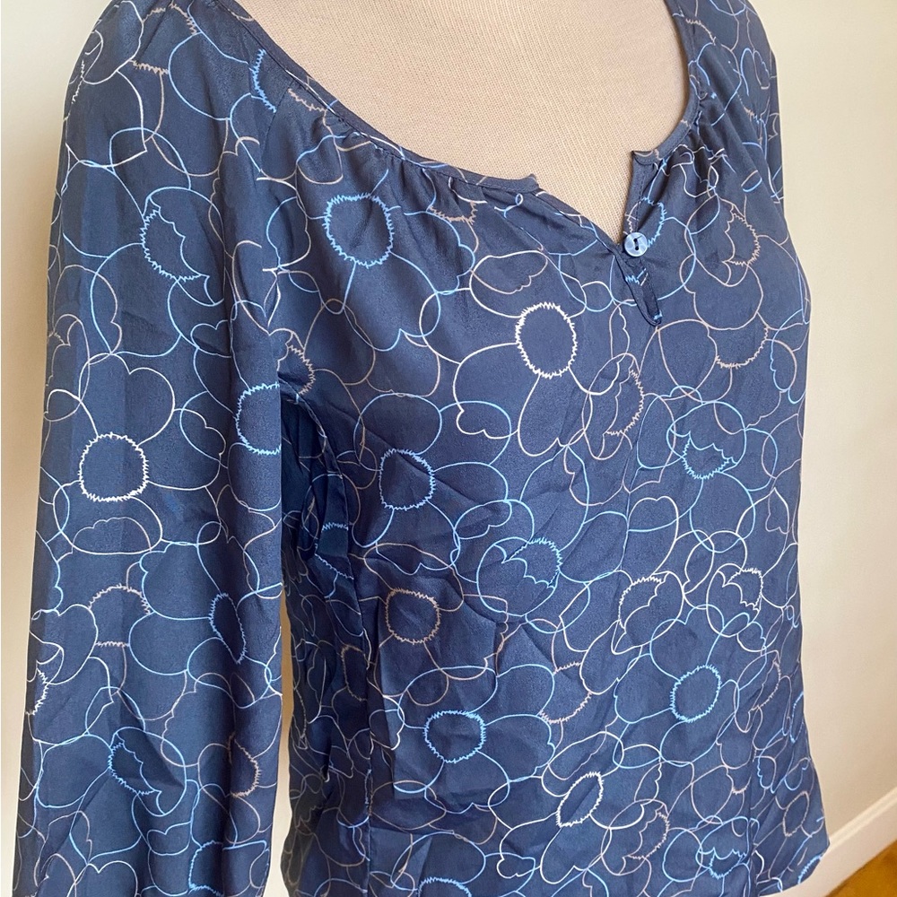 💙GAP Beautiful Floral Top💙